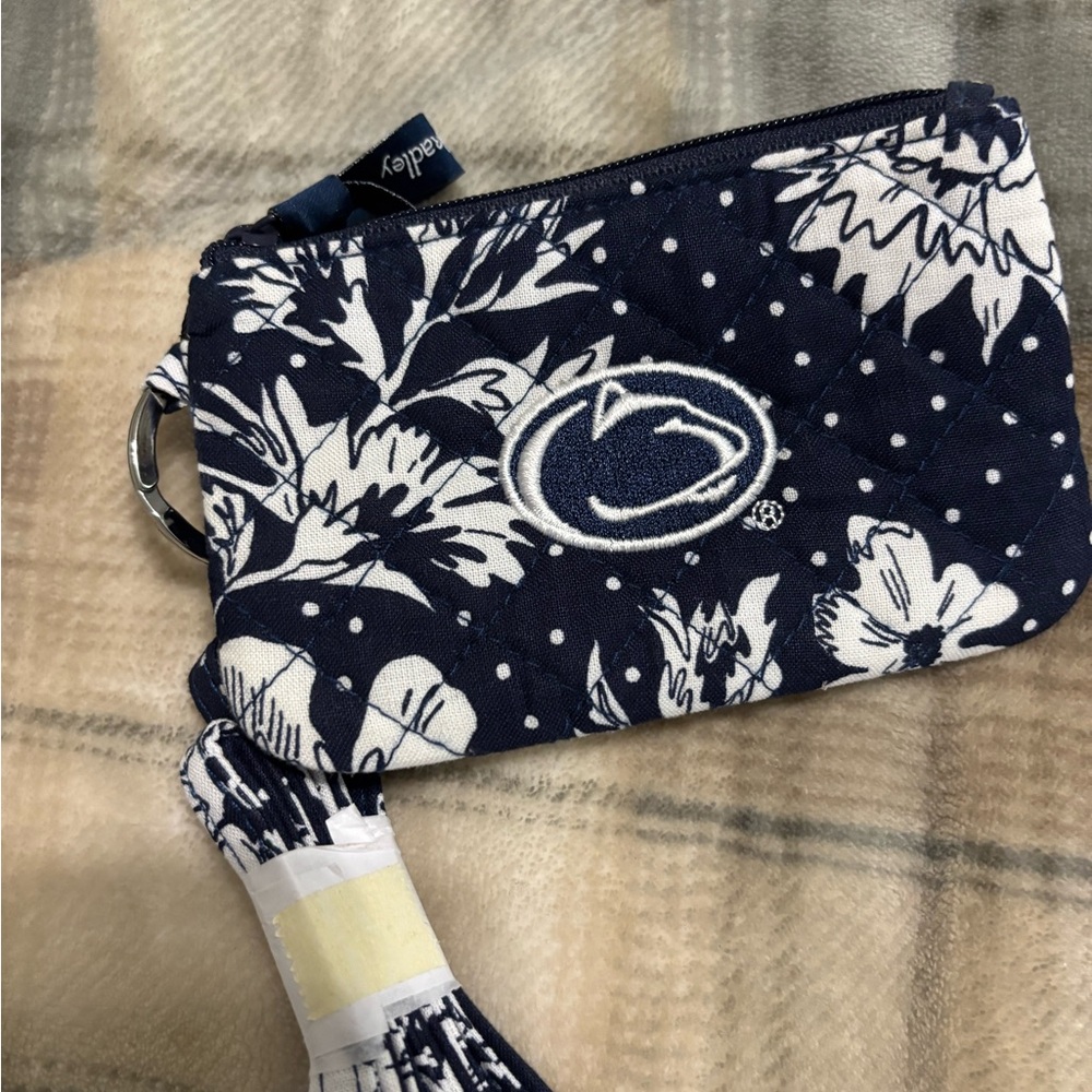 Vera Bradley PENN STATE Navy Floral Key and Card Holder with Compact Design